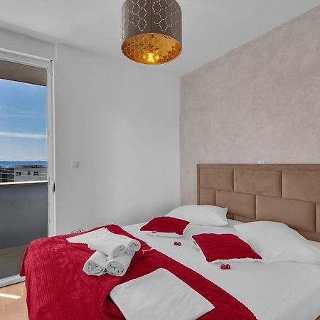 Apartman Magnolia Макарска Екстериор снимка
