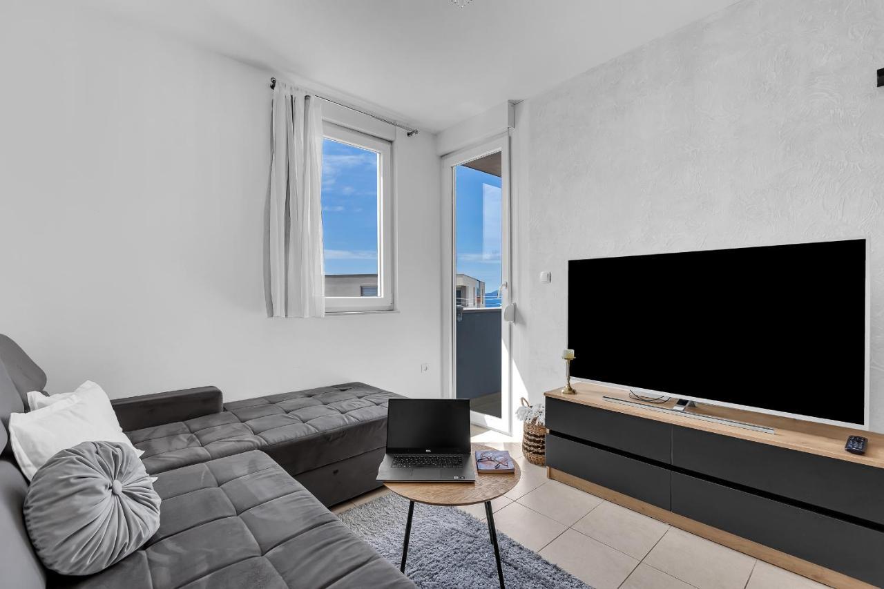 Apartman Magnolia Макарска Екстериор снимка
