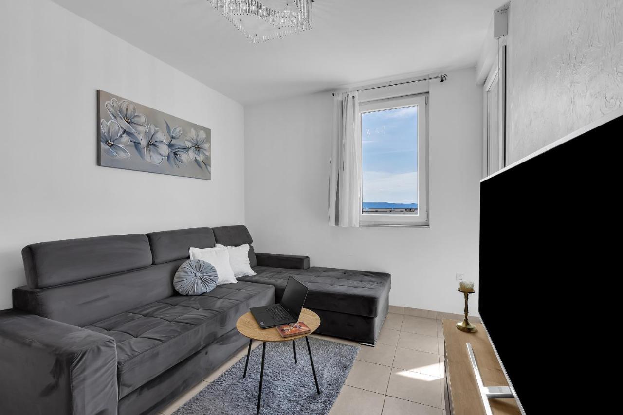 Apartman Magnolia Макарска Екстериор снимка