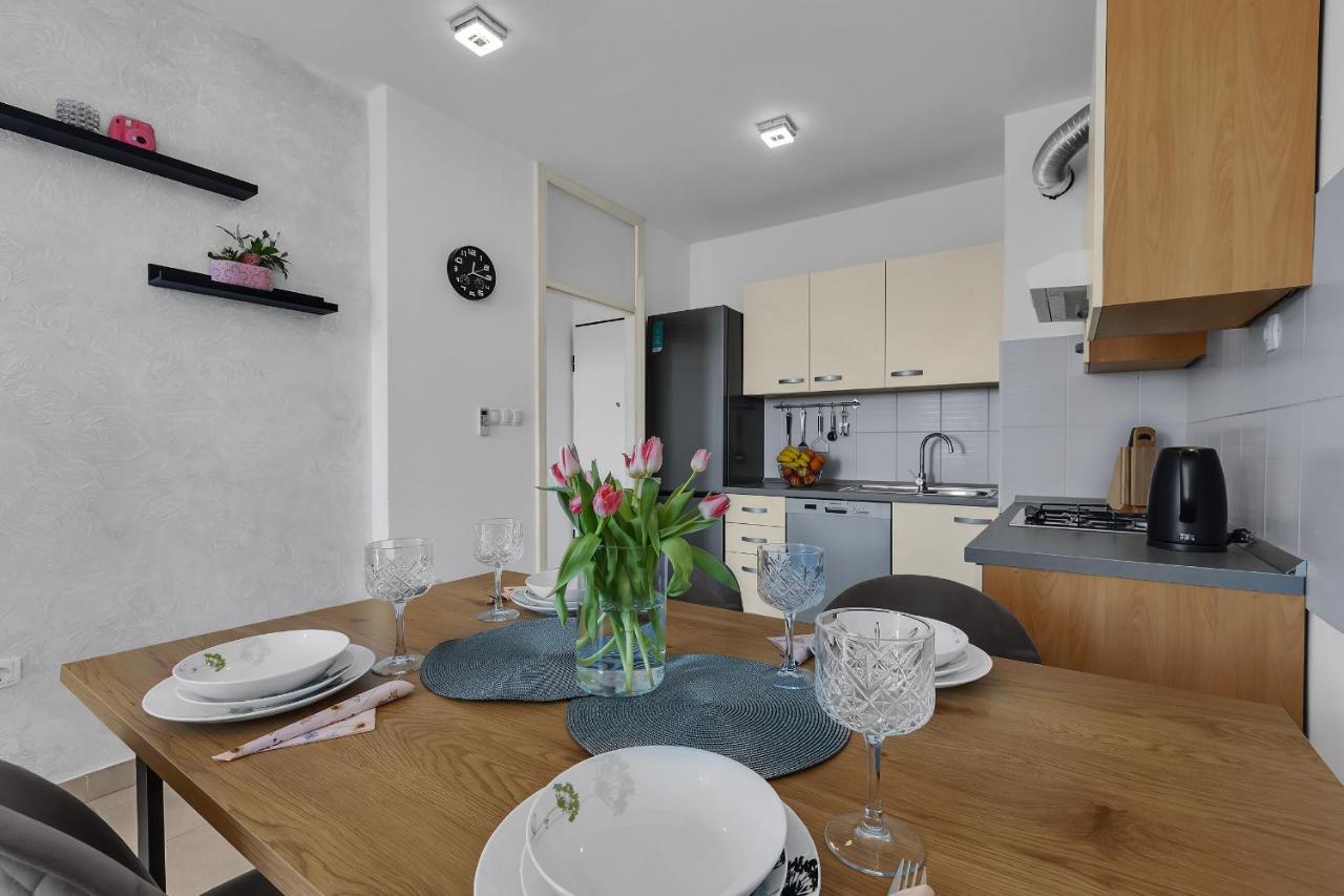 Apartman Magnolia Макарска Екстериор снимка